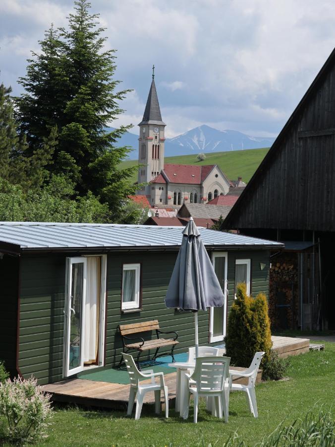 Privat Ave-Mobilhaus Liptovsky Mikulas Exterior foto