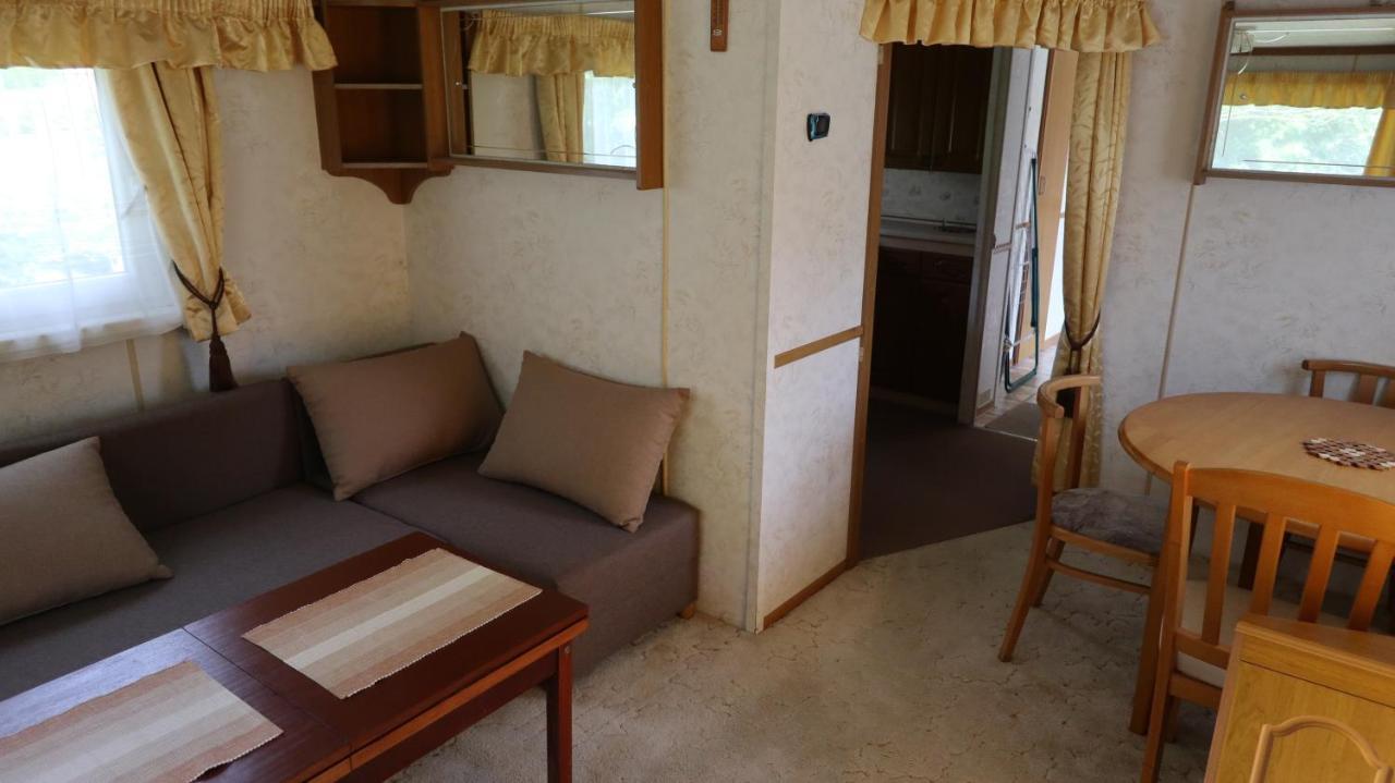 Privat Ave-Mobilhaus Liptovsky Mikulas Exterior foto
